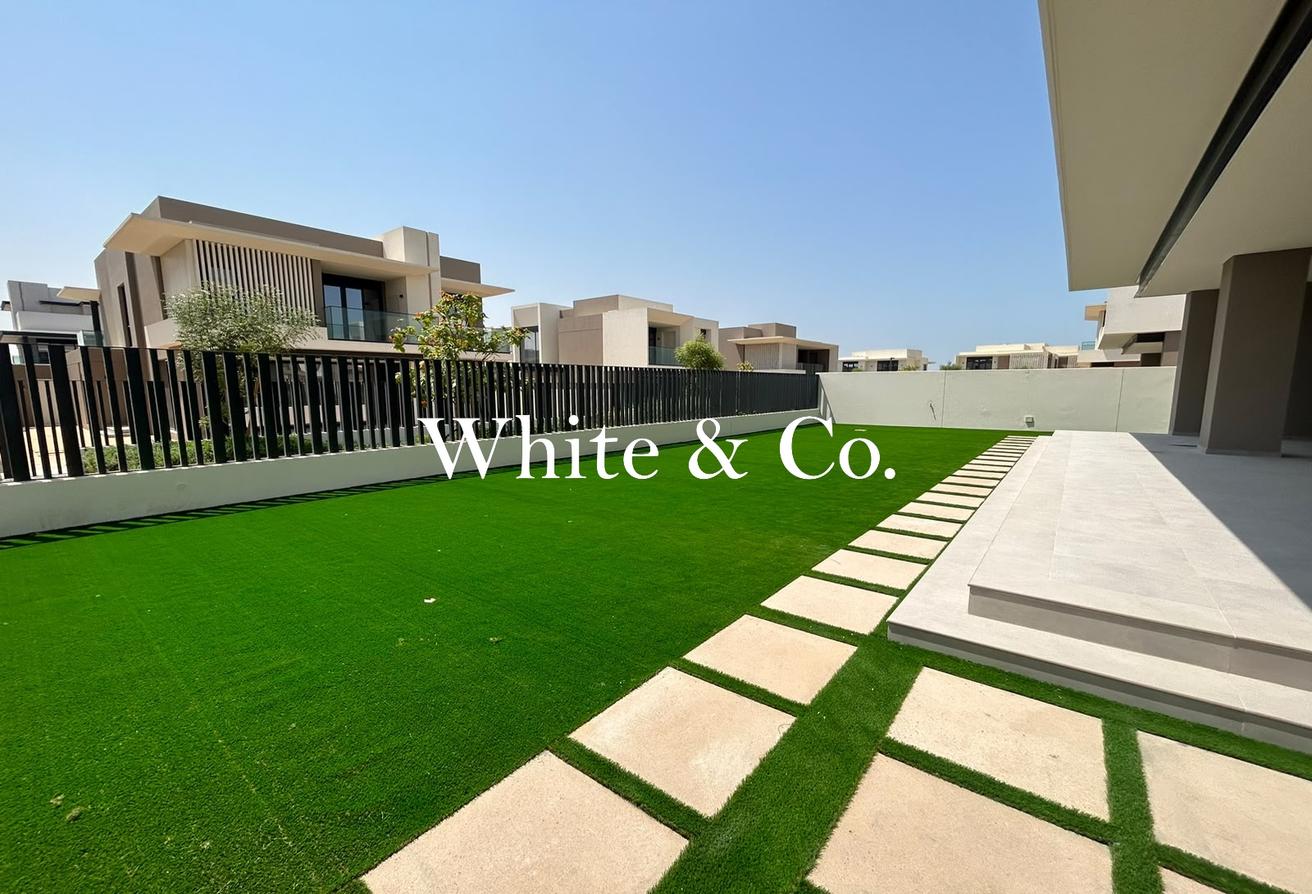 Landcaped | Type F1 Villa | Ready Now. photo 27