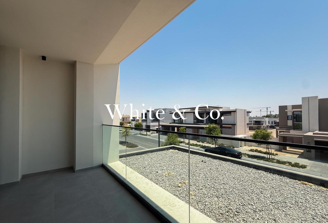 Landcaped | Type F1 Villa | Ready Now. photo 10