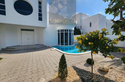 Villa - 5 Bedrooms - 5 Bathrooms for rent in Jumeirah 1 Villas - Jumeirah 1 - Jumeirah - Dubai
