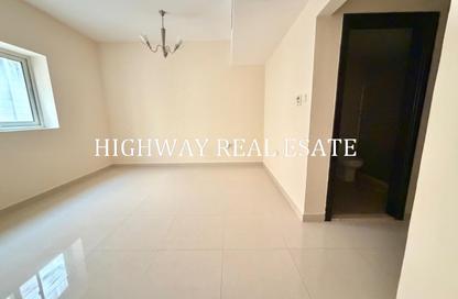 Apartment - 1 Bedroom - 1 Bathroom for rent in Muwaileh 3 Building - Muwaileh - Sharjah