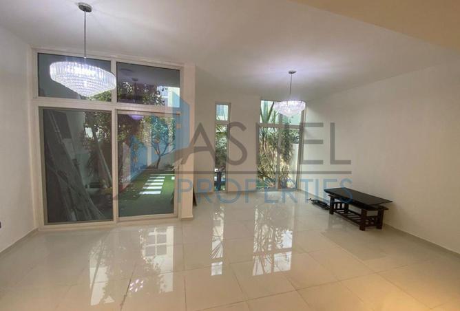 SPACIOUS 3BR Villa | Garden & Courtyard Views photo 2