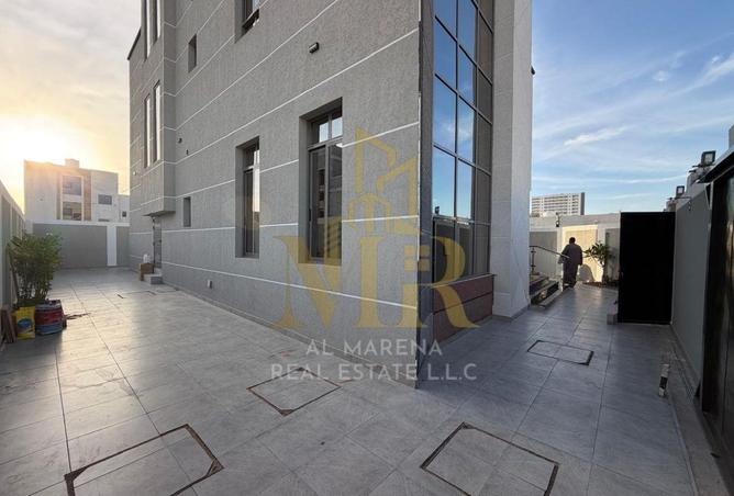 101995008 - Property Image 2