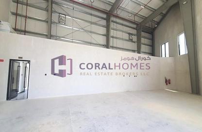 Warehouse - Studio for rent in Dubai Investment Park 1 (DIP 1) - Dubai Investment Park (DIP) - Dubai