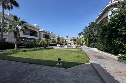 Villa - 4 Bedrooms - 5 Bathrooms for rent in Umm Suqeim 2 - Umm Suqeim - Dubai Villa - 4 Bedrooms - 5 Bathrooms for rent in Umm Suqeim 2 - Umm Suqeim - Dubai