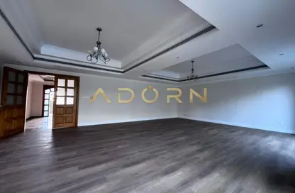 Villa - 4 Bedrooms - 5 Bathrooms for rent in Umm Suqeim 2 - Umm Suqeim - Dubai