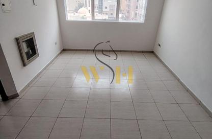 Apartment - 1 Bedroom - 1 Bathroom for rent in Al Naba'ah 8 Building - Al Naba'ah - Al Sharq - Sharjah