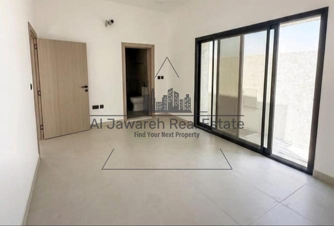 117708087 - Property Image 3