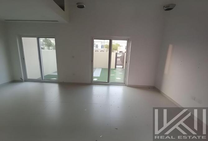 100391575 - Property Image 2