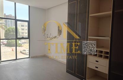 Apartment - Studio - 1 Bathroom for rent in Corniche Tower - Ajman Corniche Road - Ajman