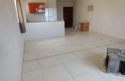 Apartment - Studio - 1 Bathroom for rent in Al Majaz 2 - Al Majaz - Sharjah
