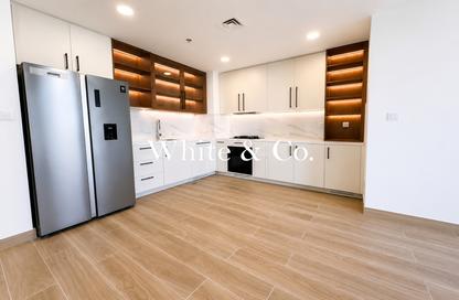 Apartment - 2 - 2 for sale in Holland Gardens - Town Square - Dubai