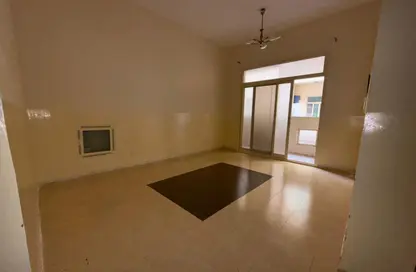 شقة - غرفة نوم - 2 حمامات للايجار في الجرف 2 - الجرف - عجمان وسط المدينة - عجمان