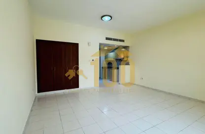 Apartment - 1 Bathroom for rent in Building L06 - Greece Cluster - International City - Dubai Apartment - 1 Bathroom for rent in Building L06 - Greece Cluster - International City - Dubai