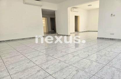 Villa - 4 Bedrooms - 5 Bathrooms for rent in Jumeirah 1 - Jumeirah - Dubai Villa - 4 Bedrooms - 5 Bathrooms for rent in Jumeirah 1 - Jumeirah - Dubai