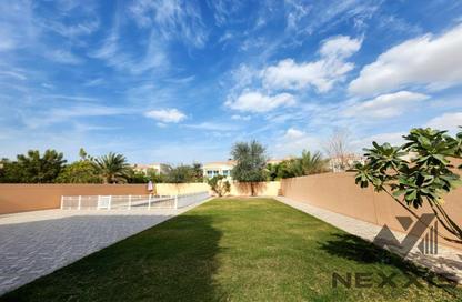 Villa - 2 Bedrooms - 4 Bathrooms for rent in District 16 - Jumeirah Village Circle - Dubai