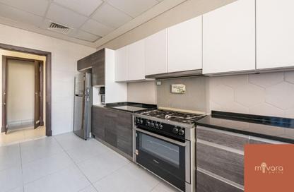 Apartment - 1 Bedroom - 2 Bathrooms for rent in Bahwan Tower Downtown - Downtown Dubai - Dubai