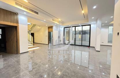 Villa - 4 Bedrooms - 6 Bathrooms for rent in Al Aweer 1 - Al Aweer - Dubai