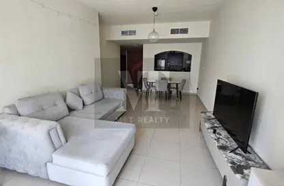 Apartment - 1 Bedroom - 2 Bathrooms for rent in Lake Point Tower - JLT Cluster N - Jumeirah Lake Towers - Dubai