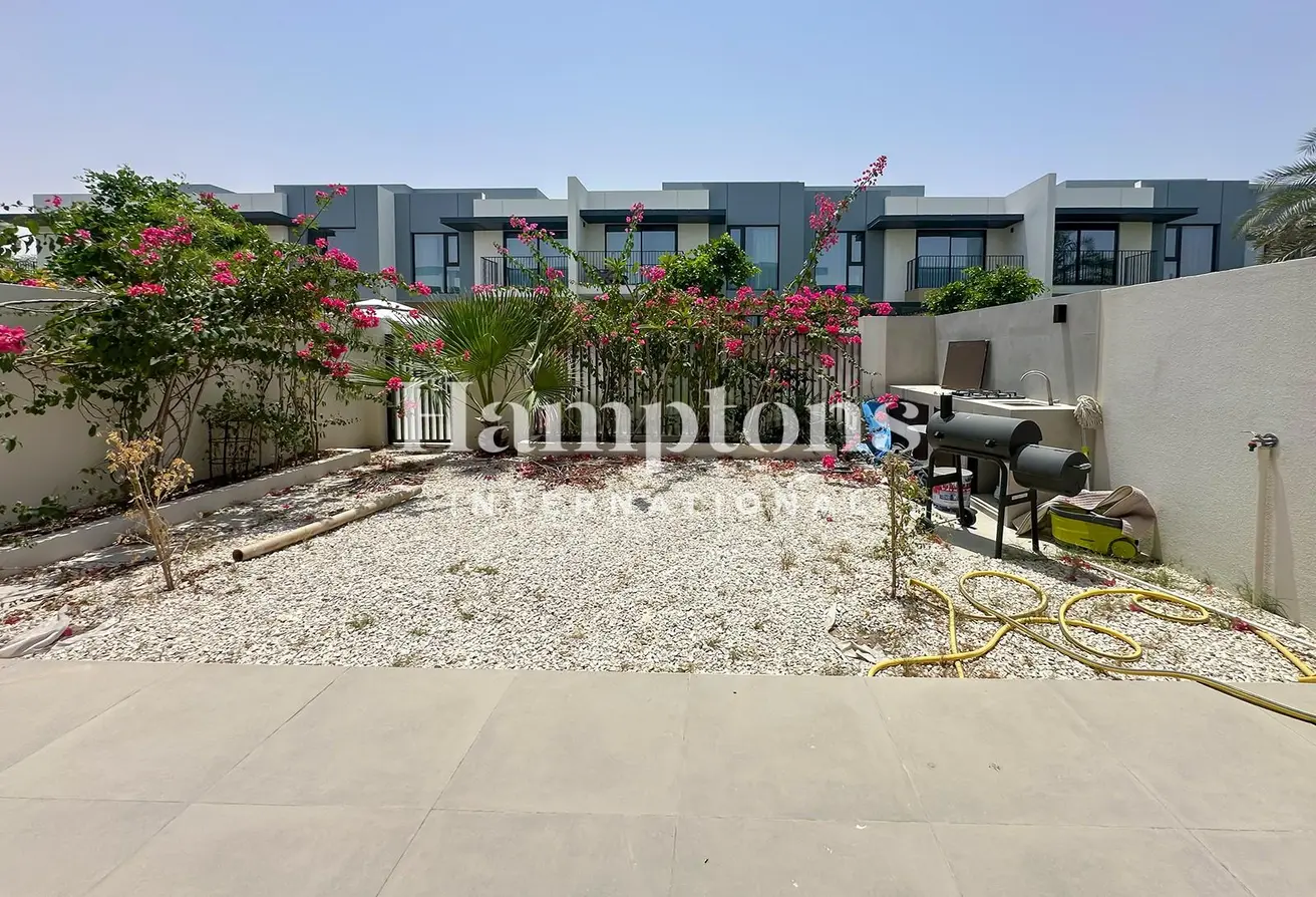 105983423 - Property Main Image