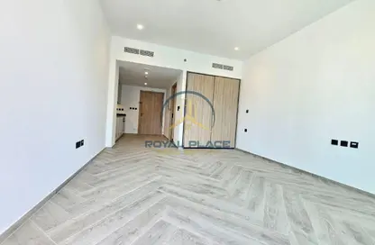 شقة - 1 حمام للايجار في بنينسولا ثري - بنينسولا - الخليج التجاري - دبي