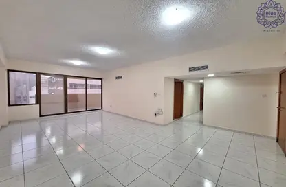 Apartment - 3 Bedrooms - 2 Bathrooms for rent in Silver Sands 1 - Mankhool - Bur Dubai - Dubai
