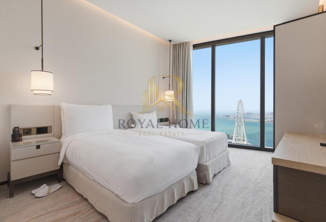 Sophisticated 2BR | Luxurious | Prime Location photo 4