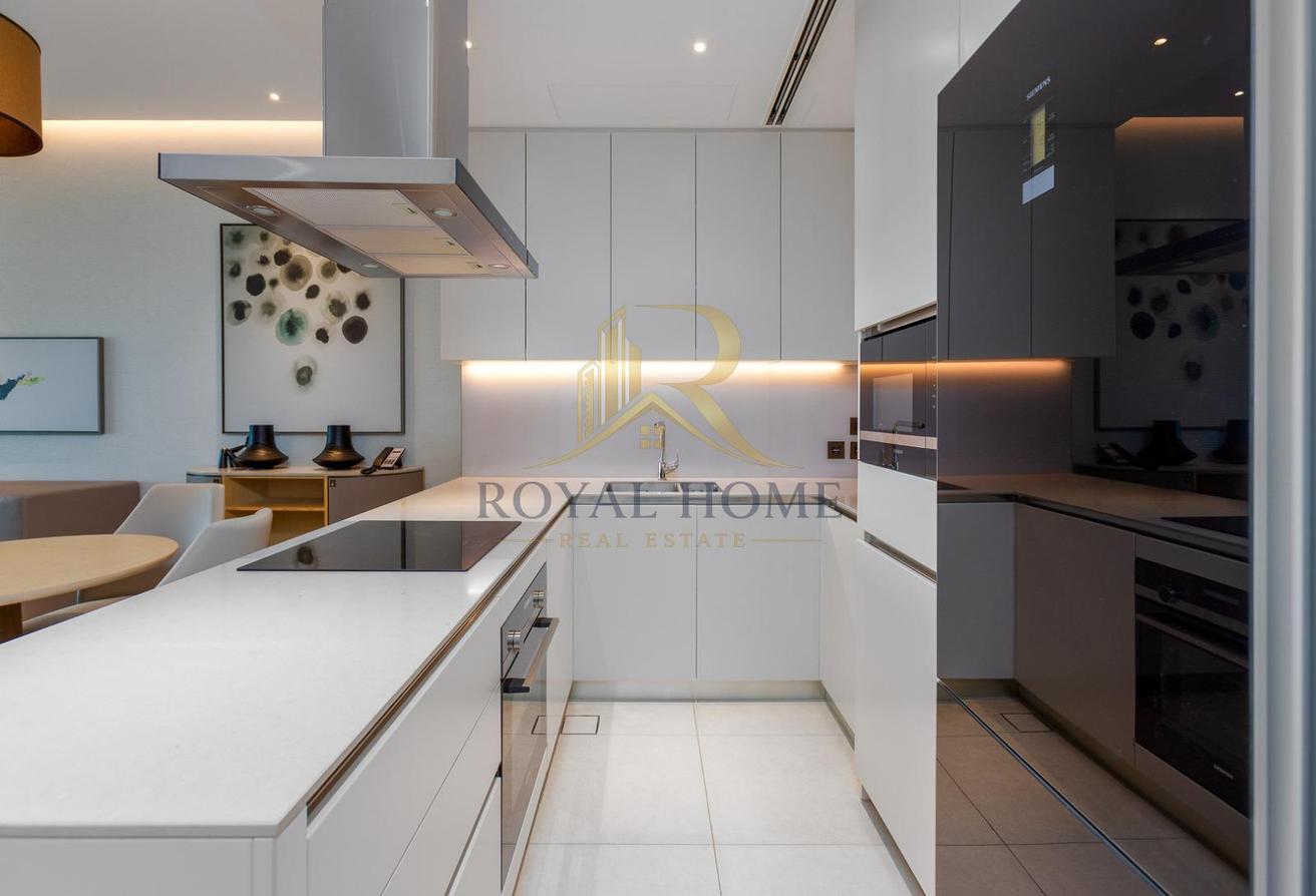 Sophisticated 2BR | Luxurious | Prime Location photo 11