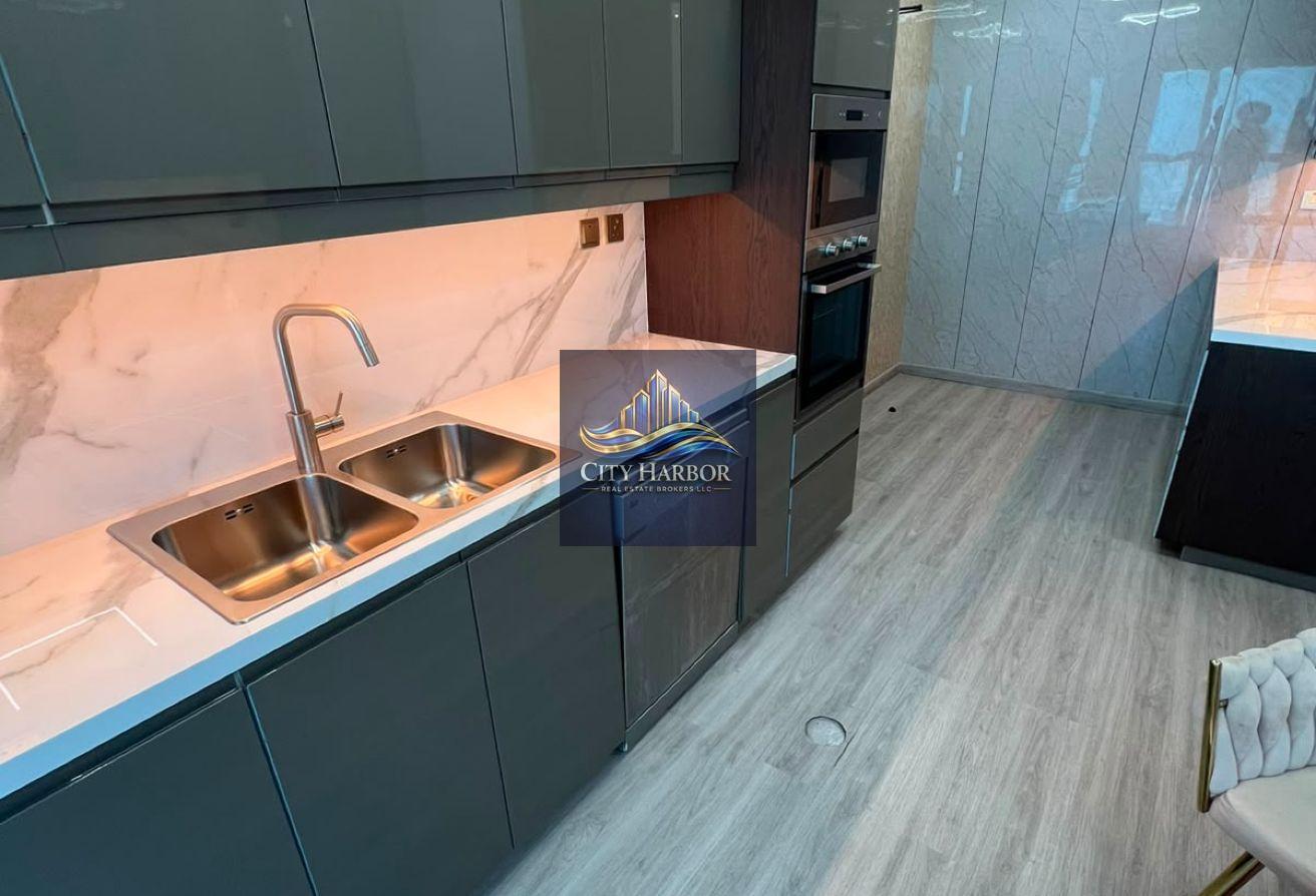 FULLY FURNISHED 4 BR+MAIDS ROOM IN DUBAI MARINA photo 6