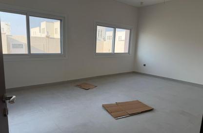Villa - 4 - 5 for rent in Al Suyoh - Sharjah