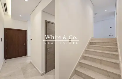 شقة - غرفة نوم - 2 حمامات للبيع في الاسترليني الشرقية - الاسترليني - الخليج التجاري - دبي