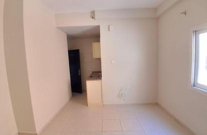 Apartment - Studio - 1 Bathroom for rent in Fire Station Road - Muwaileh - Sharjah