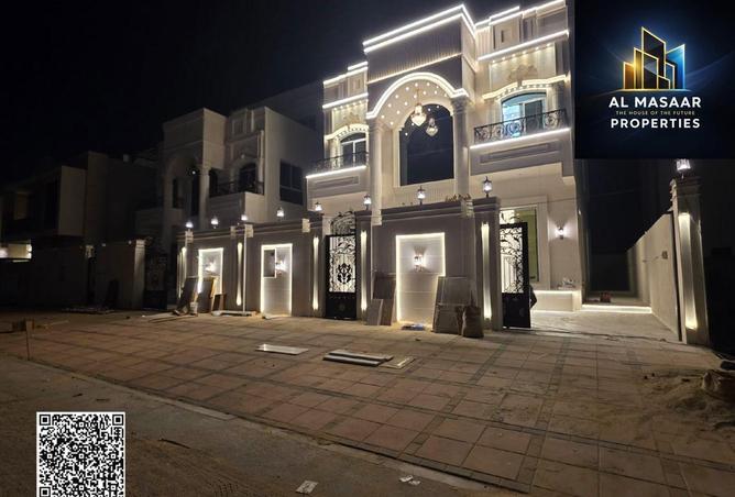 72727654 - Property Image 3