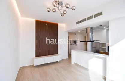 شقة - غرفة نوم - 2 حمامات للايجار في ذا ايست كريست - ديستريكت 17 - قرية جميرا الدائرية - دبي