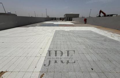 Warehouse - Studio - 1 Bathroom for rent in Al Sajaa Industrial - Al Sajaa - Sharjah
