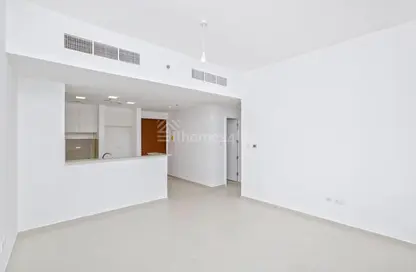 Apartment - 3 Bedrooms - 3 Bathrooms for sale in Hayat Boulevard 2A - Hayat Boulevard 2 - Hayat Boulevard - Town Square - Dubai