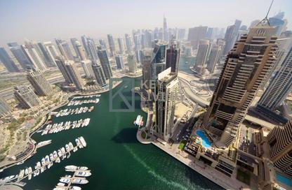 Apartment - 3 - 3 for rent in Cayan Tower - Dubai Marina - Dubai