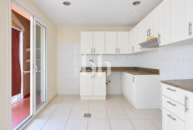 165603068 - Property Image 2
