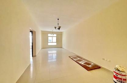 Apartment - 2 Bedrooms - 2 Bathrooms for rent in Fire Station Road - Muwaileh - Sharjah