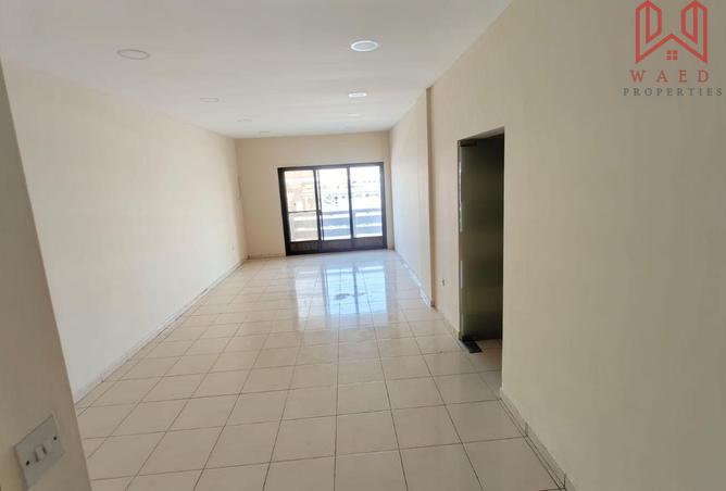 129760993 - Property Image 2