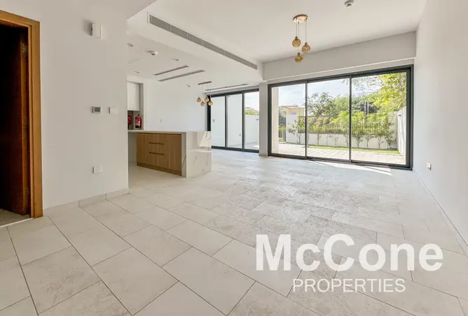 145957601 - Property Image 2
