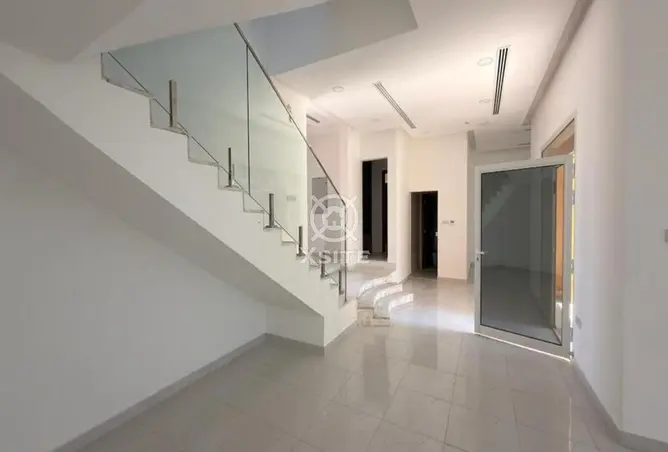 100867264 - Property Image 2
