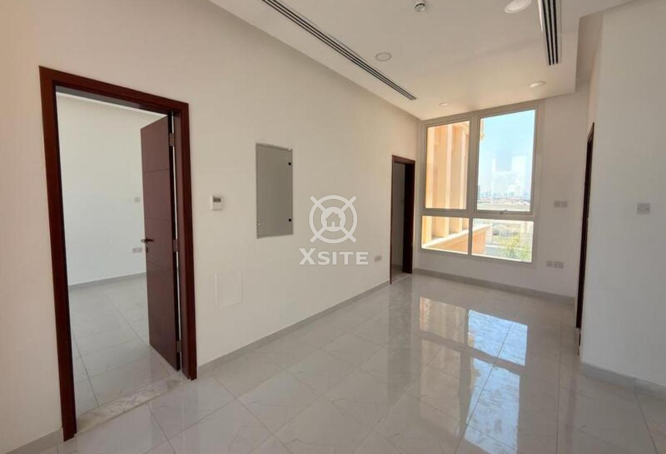 5 BR + Driver + Maid’s Room |Modern Villa|Spacious photo 8