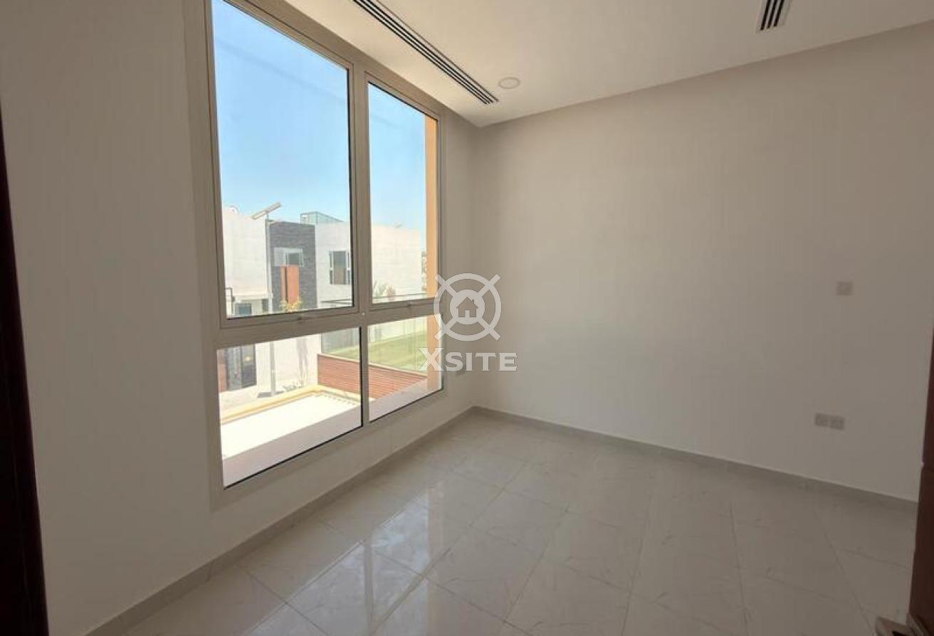 5 BR + Driver + Maid’s Room |Modern Villa|Spacious photo 10