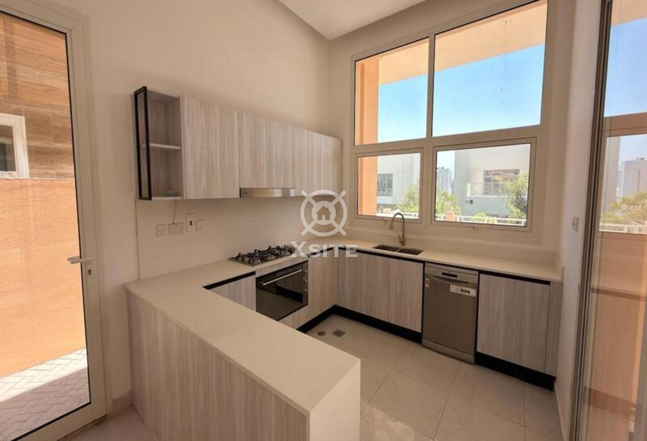 5 BR + Driver + Maid’s Room |Modern Villa|Spacious photo 18
