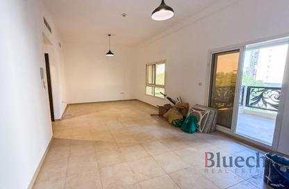 Apartment - 2 Bedrooms - 3 Bathrooms for sale in Al Thamam 26 - Al Thamam - Remraam - Dubai