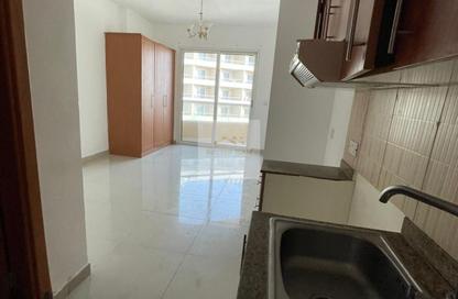 Apartment - Studio - 1 Bathroom for rent in Lakeside Tower D - Lakeside Residence - Dubai Production City (IMPZ) - Dubai