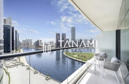 Apartment - 1 - 1 for sale in Bay's Edge - Business Bay - Dubai
