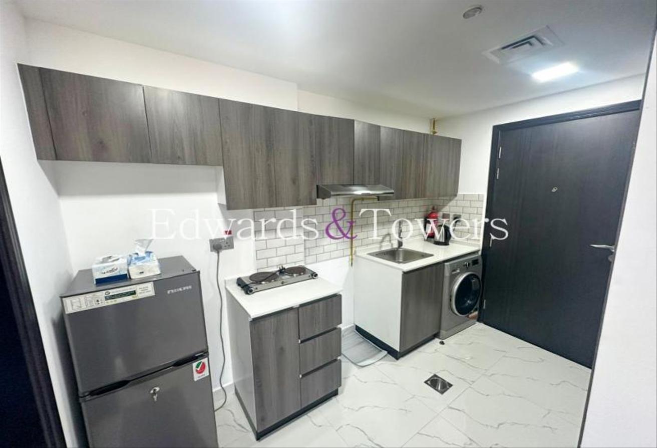 Furnished | Open View | Ready to move photo 4