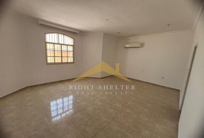 103689798 - Property Image 3