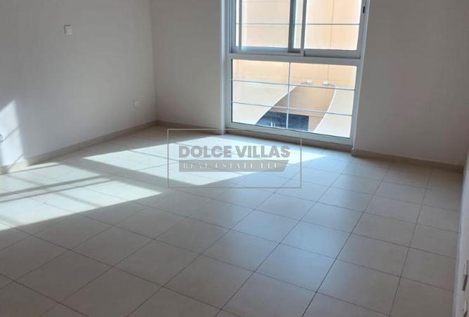 85323800 - Property Image 2